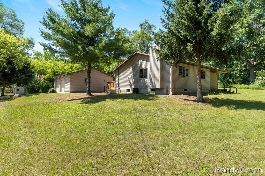 830 S Senator Road Evergreen Township MI 48818