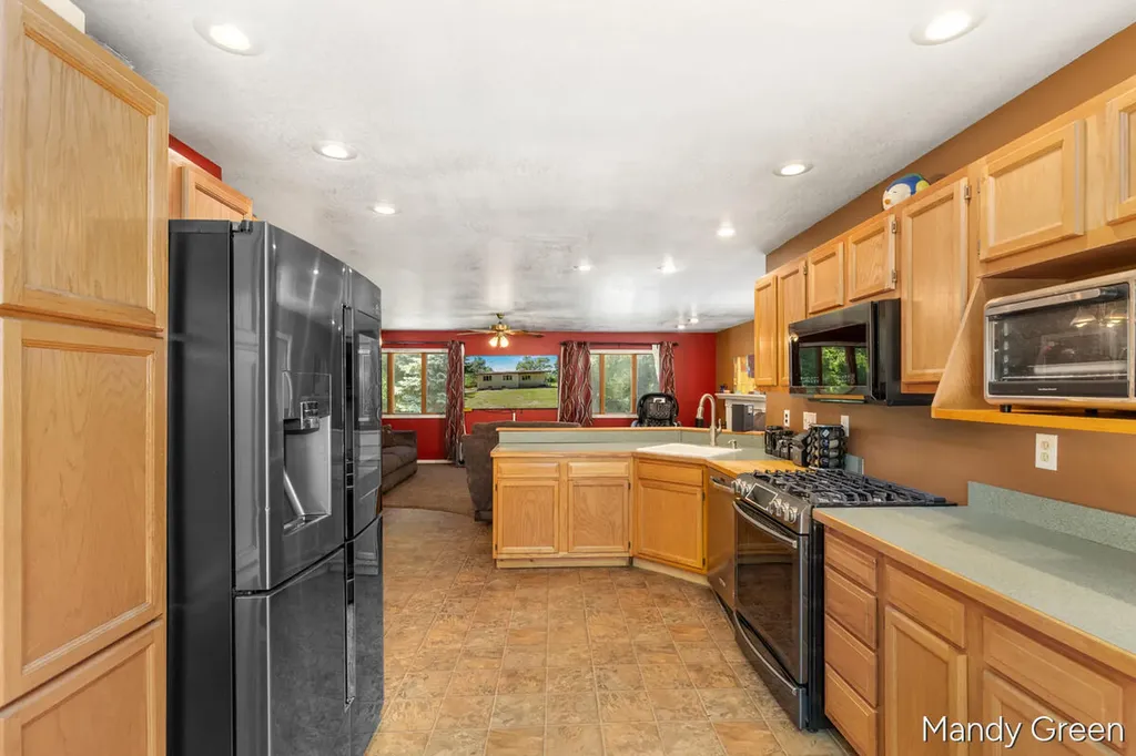 830 S Senator Road Evergreen Township MI 48818
