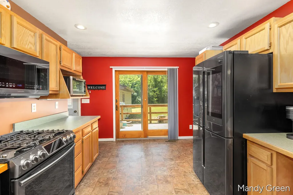 830 S Senator Road Evergreen Township MI 48818