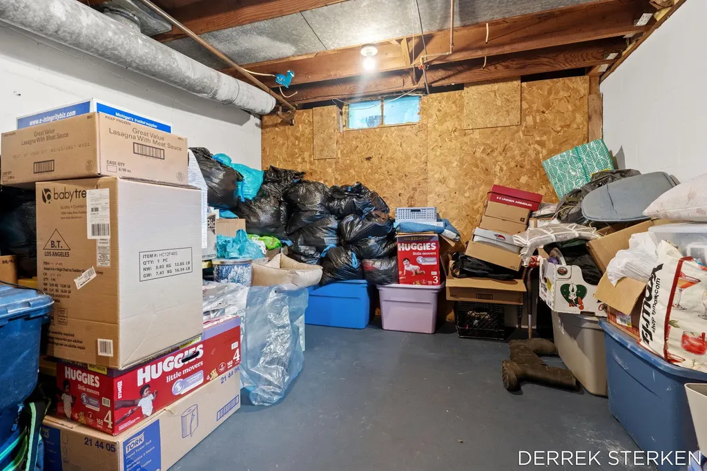 205 N Franklin Street Holland Charter Township MI 49464