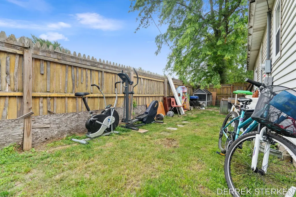 205 N Franklin Street Holland Charter Township MI 49464
