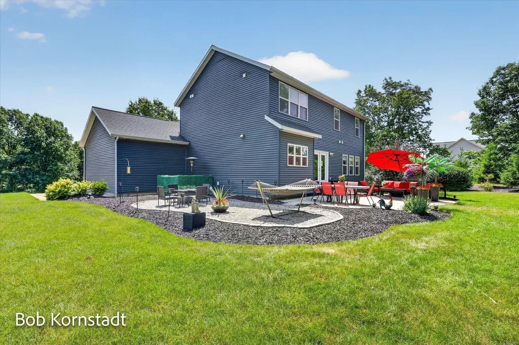 8059 Buttrick Ridge Trail SE Caledonia Township MI 49302
