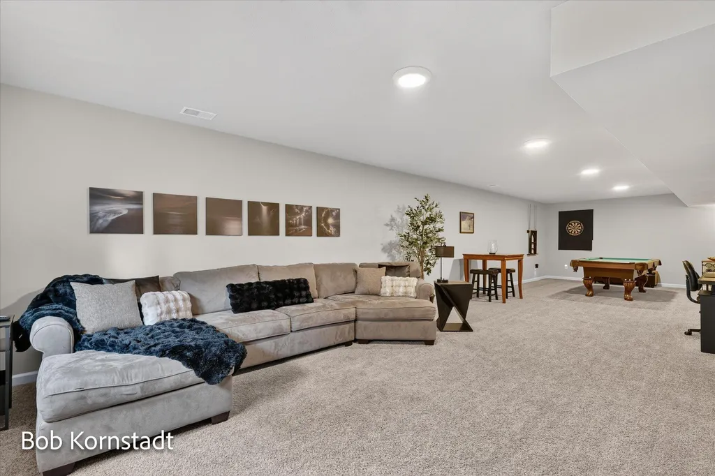8059 Buttrick Ridge Trail SE Caledonia Township MI 49302