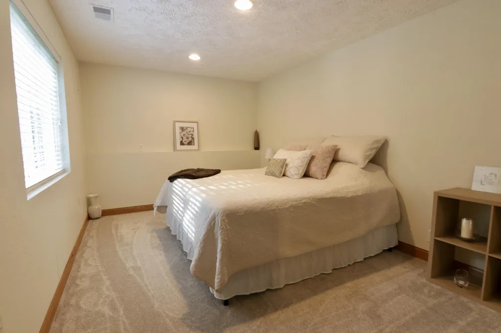 6829 Wintergreen Drive Fruitport Charter Township MI 49415