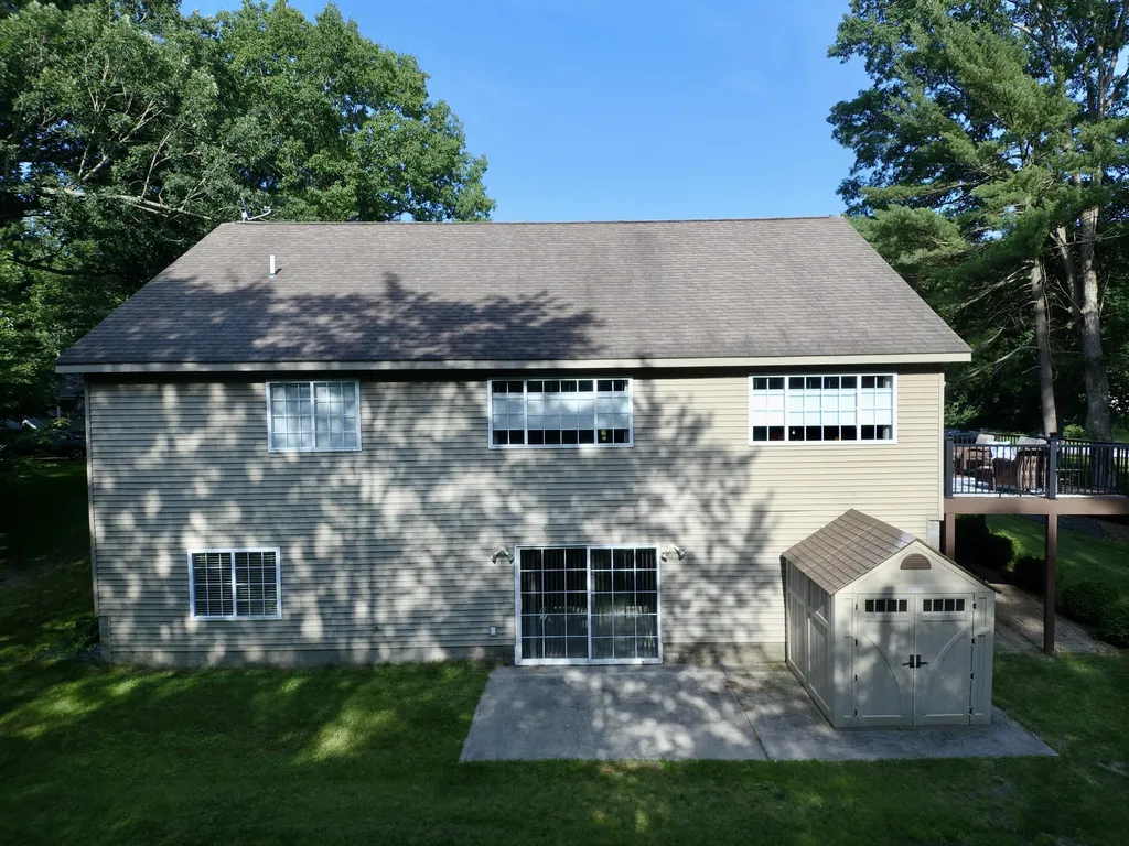 6829 Wintergreen Drive Fruitport Charter Township MI 49415