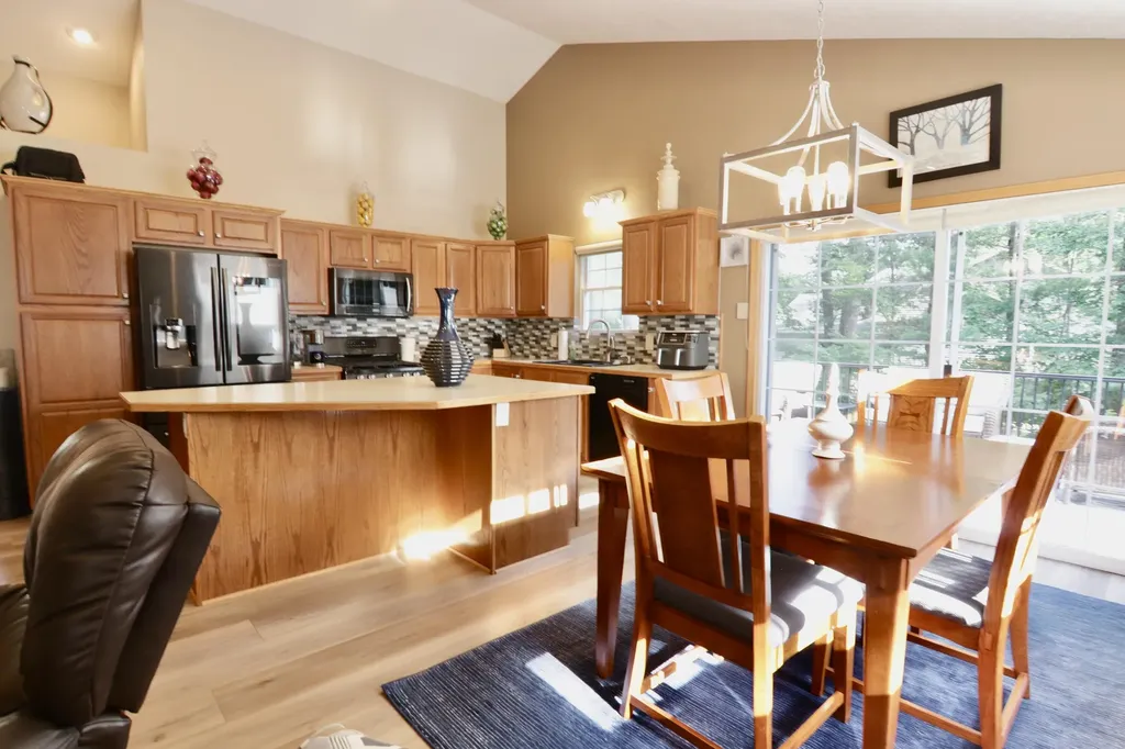 6829 Wintergreen Drive Fruitport Charter Township MI 49415