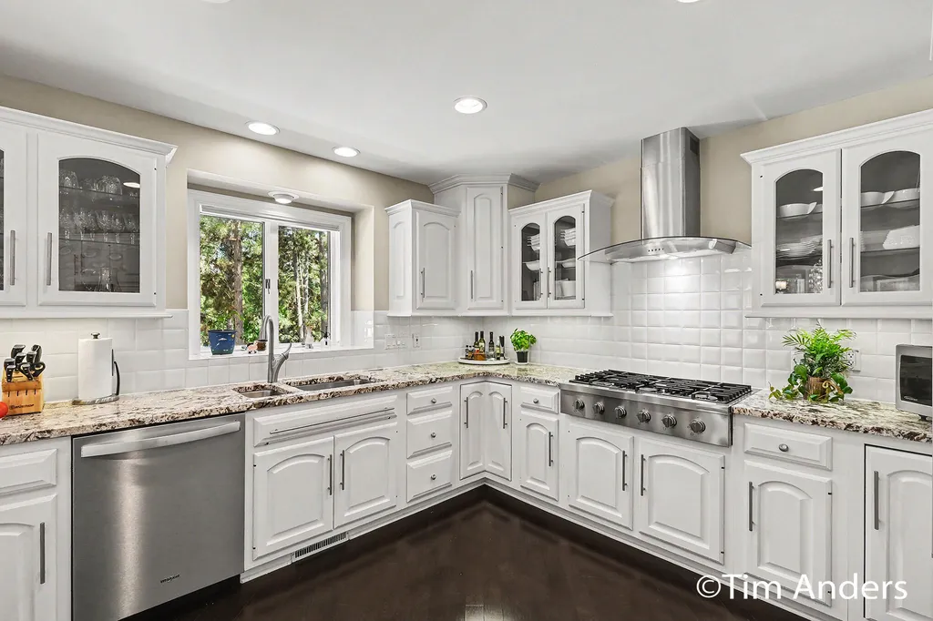 3433 Meadowood Trail Drive SE Cascade Charter Township MI 49546