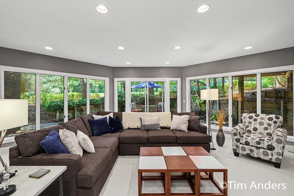 3433 Meadowood Trail Drive SE Cascade Charter Township MI 49546
