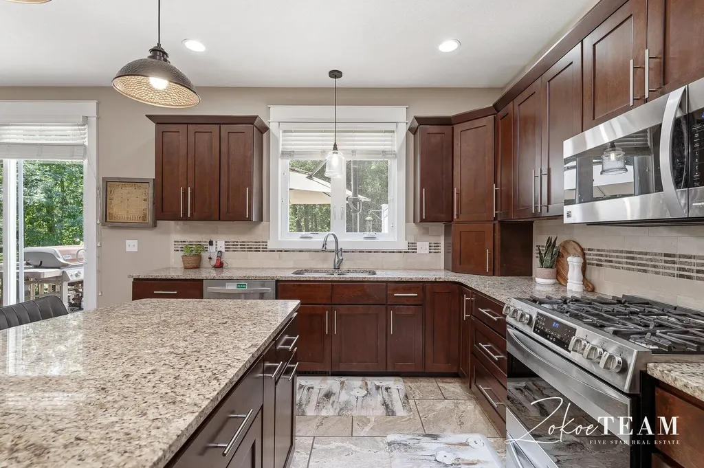 143 Maynard Avenue SW Walker City MI 49534