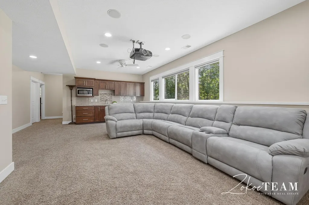 143 Maynard Avenue SW Walker City MI 49534