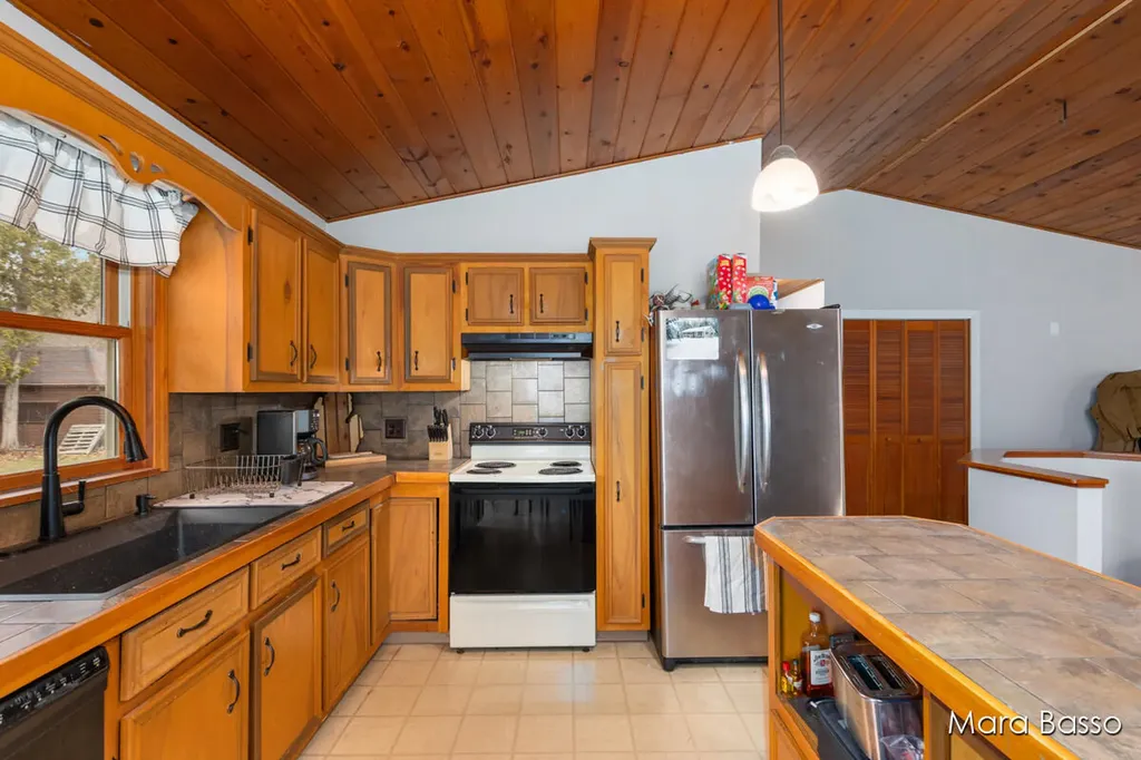 4405 W 116th Street Ashland Township MI 49327