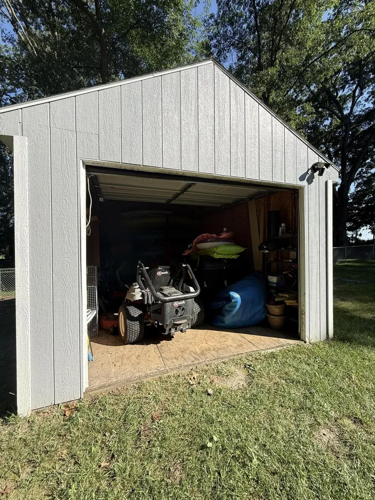 10709 William Court Eureka Township MI 48838