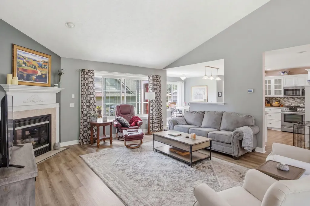 7737 Carriage Lane Morton Township MI 49346