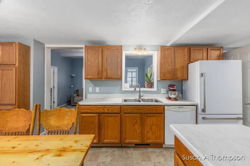 609 E Washington Street Greenville City MI 48838