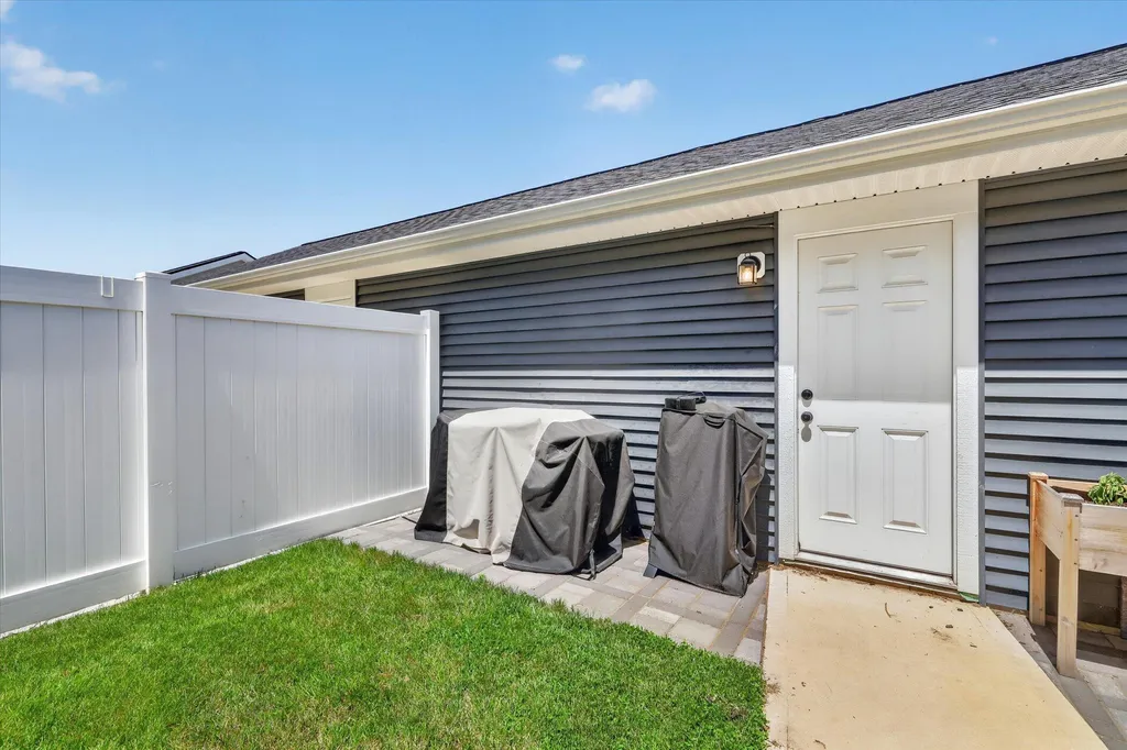 1162 Stagecoach Drive SE Gaines Charter Township MI 49315