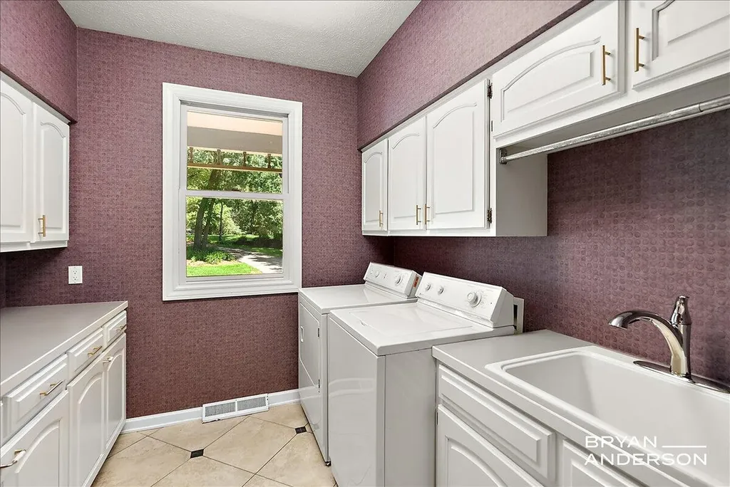 3324 Whitburn Court SE Cascade Charter Township MI 49301