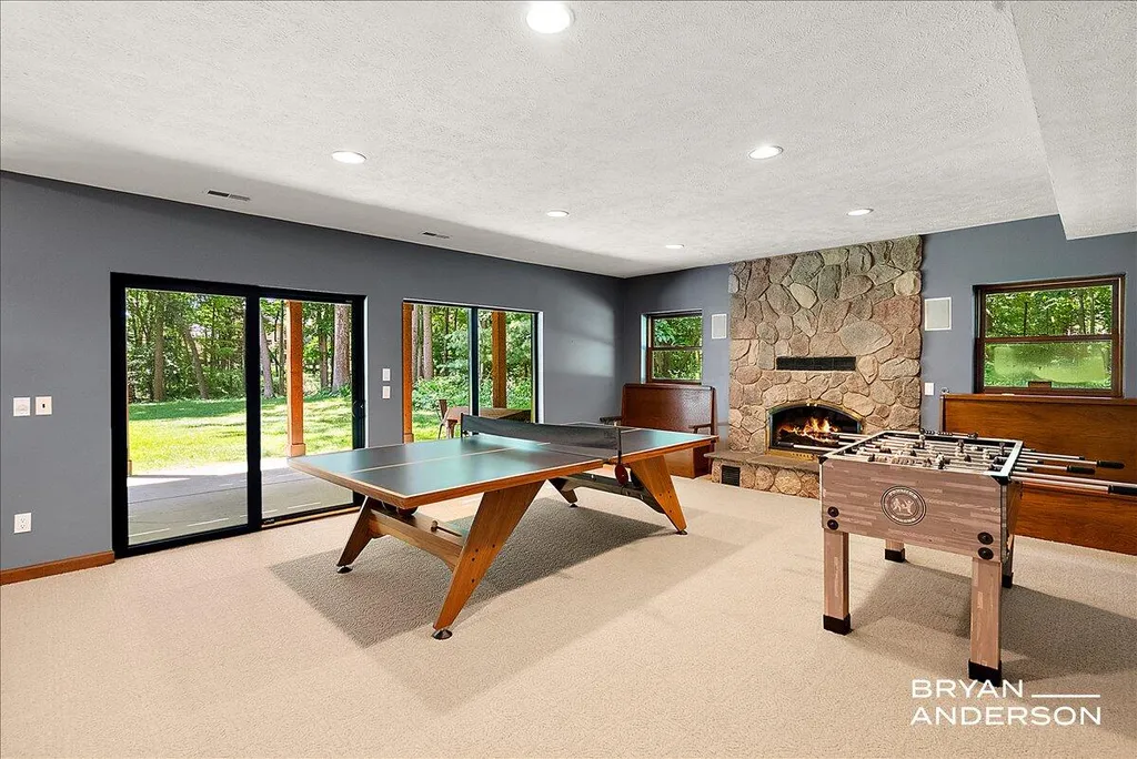 3324 Whitburn Court SE Cascade Charter Township MI 49301