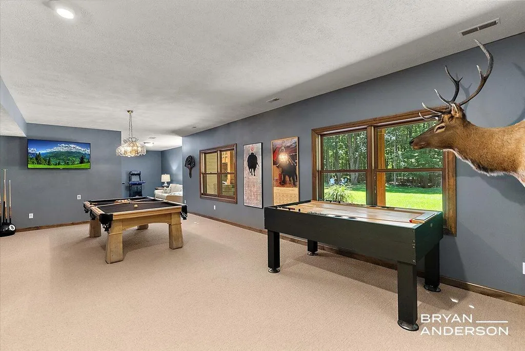 3324 Whitburn Court SE Cascade Charter Township MI 49301