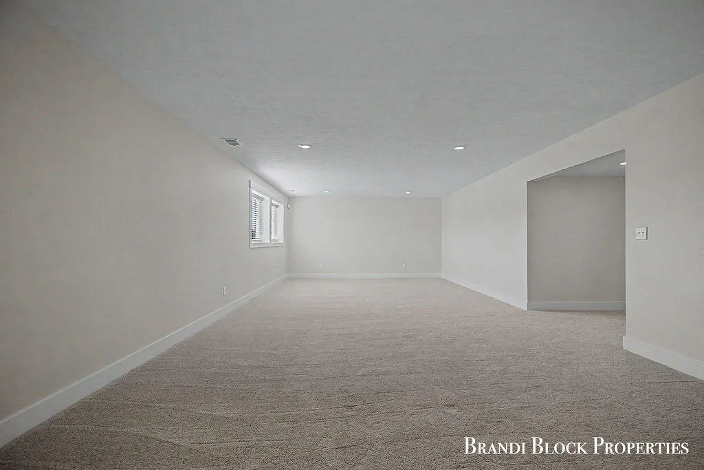 3758 Waterton Drive Jamestown Charter Township MI 49418