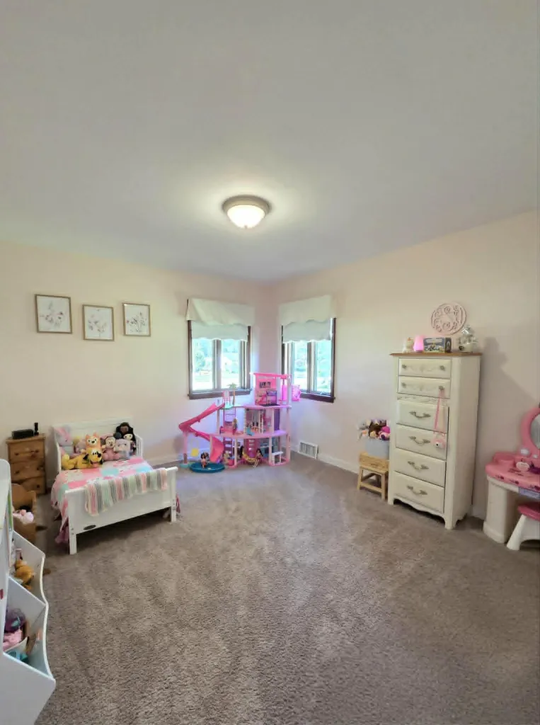 245 S Higham Street Unknown City MI 48873