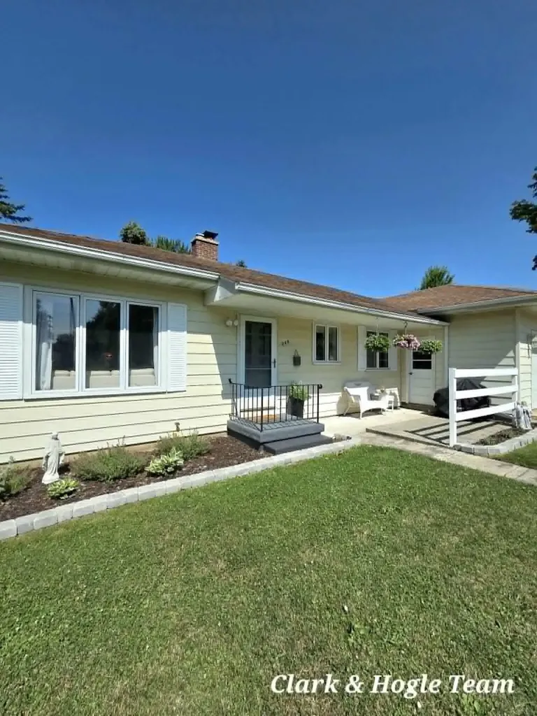 245 S Higham Street Unknown City MI 48873
