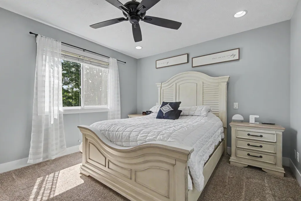 2227 Avalon View Drive NE Solon Township MI 49319