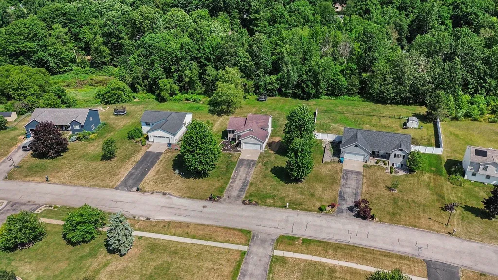2227 Avalon View Drive NE Solon Township MI 49319