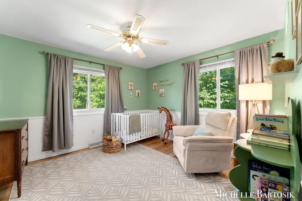3990 Grand River Drive NE Plainfield Charter Township MI 49525