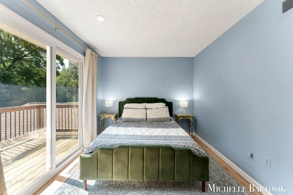 3990 Grand River Drive NE Plainfield Charter Township MI 49525