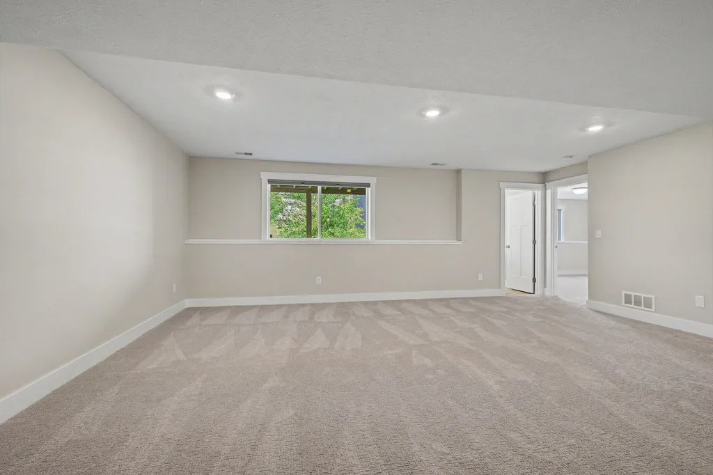 5060 Tanana River Avenue SW Wyoming City MI 49418