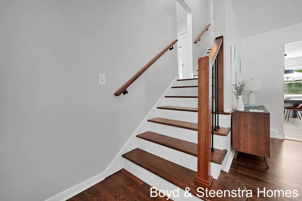 1629 Sylvan Avenue SE Grand Rapids City MI 49506