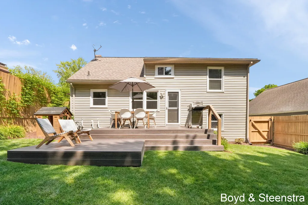 1629 Sylvan Avenue SE Grand Rapids City MI 49506