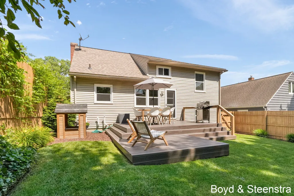 1629 Sylvan Avenue SE Grand Rapids City MI 49506