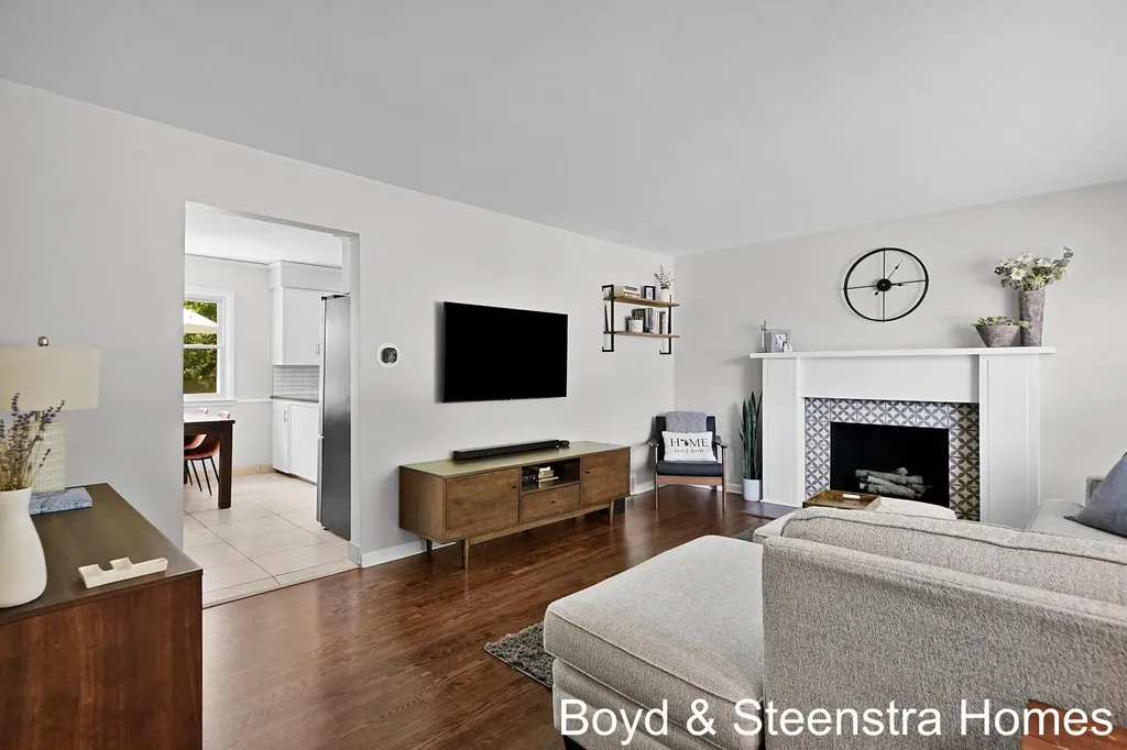 1629 Sylvan Avenue SE Grand Rapids City MI 49506