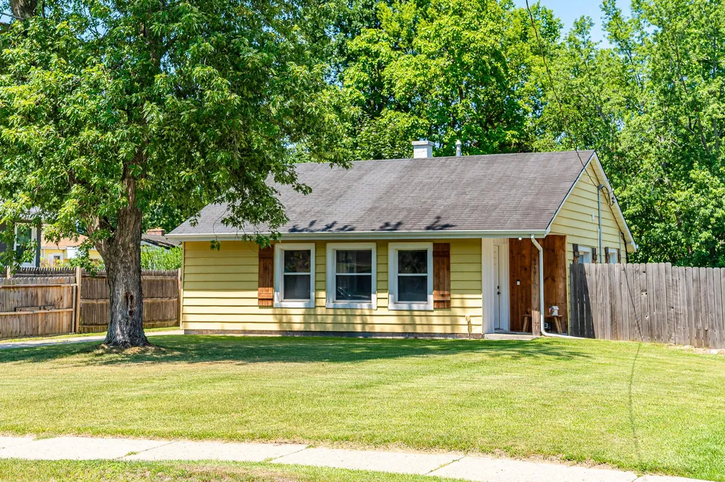 3311 31st Street SW Grandville City MI 49418