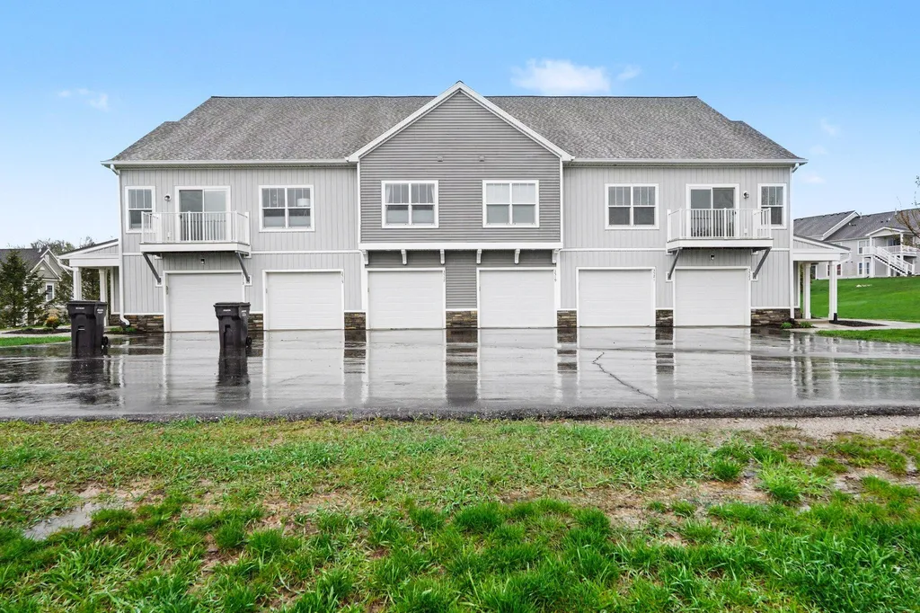 3519 Crystal River Street SW Wyoming City MI 49418