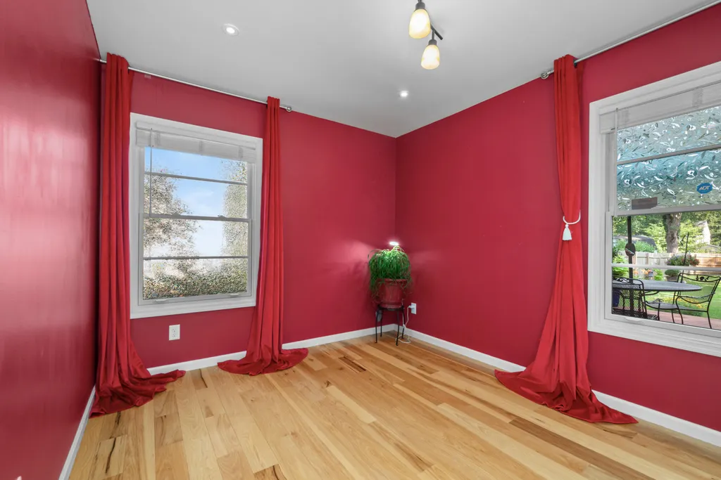 1127 Lakeway Avenue Kalamazoo City MI 49001