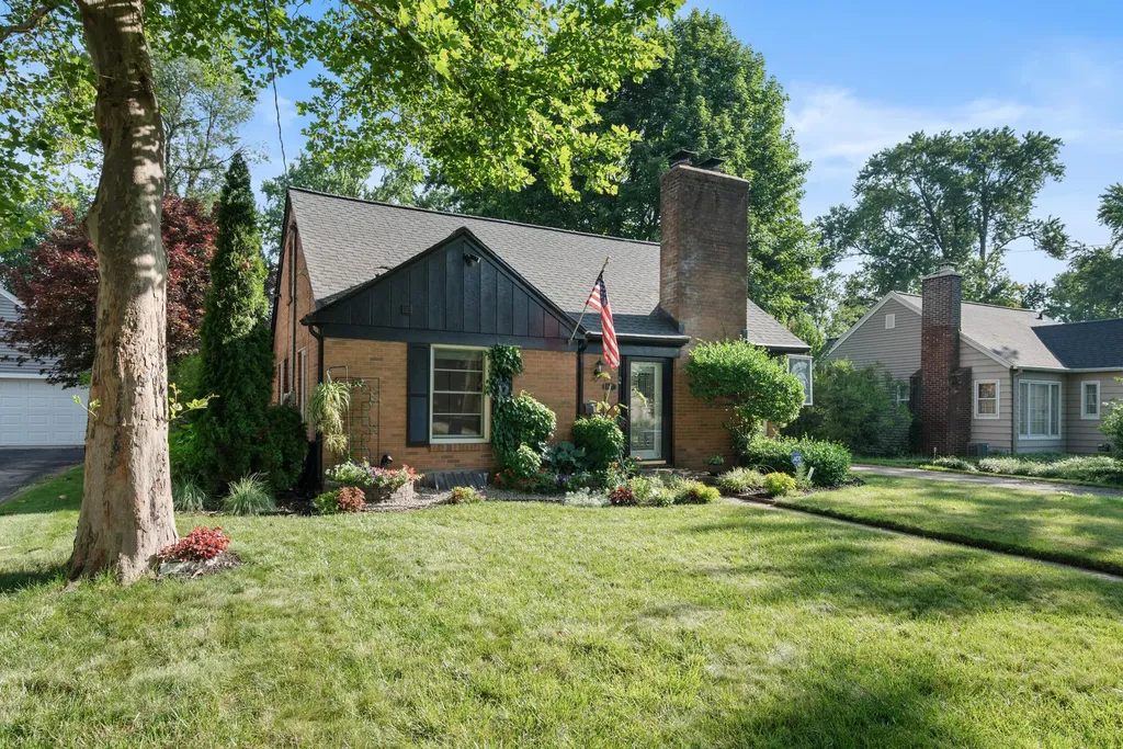 1127 Lakeway Avenue Kalamazoo City MI 49001
