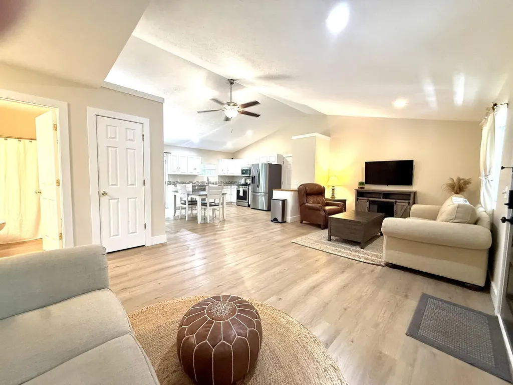 19390 Timberland Drive Reynolds Township MI 49329