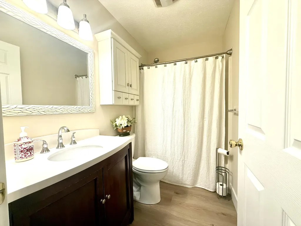 19390 Timberland Drive Reynolds Township MI 49329