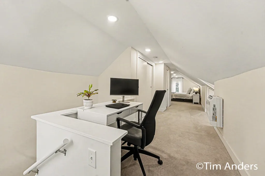 61 Mayfield Avenue NE Grand Rapids City MI 49503