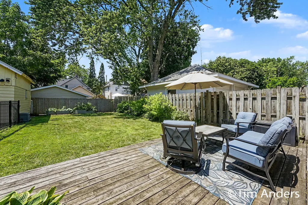 61 Mayfield Avenue NE Grand Rapids City MI 49503