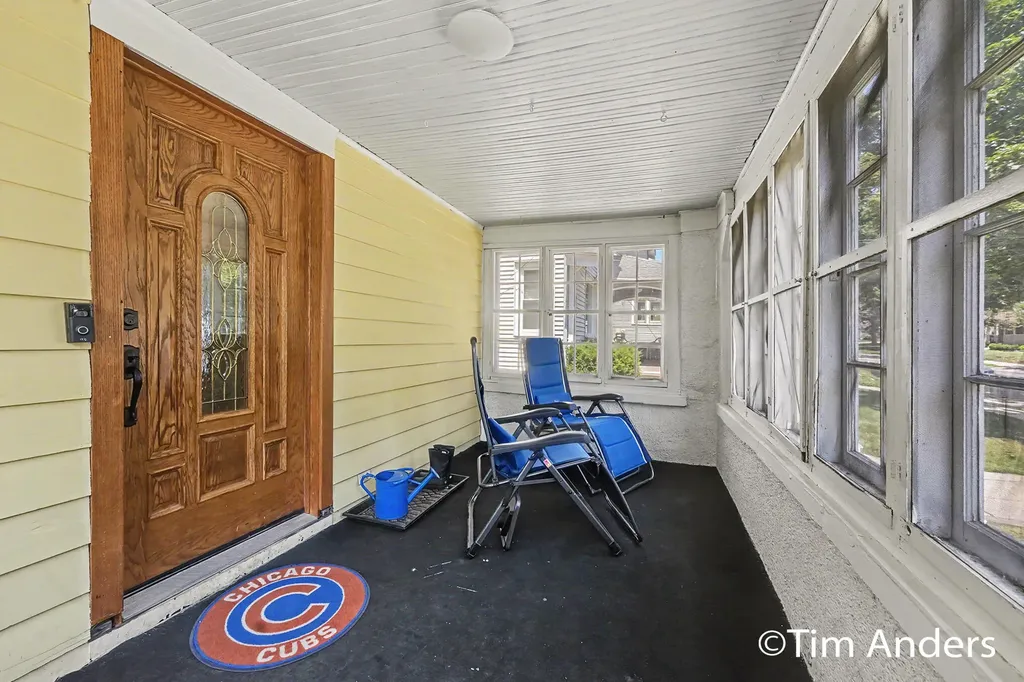 61 Mayfield Avenue NE Grand Rapids City MI 49503