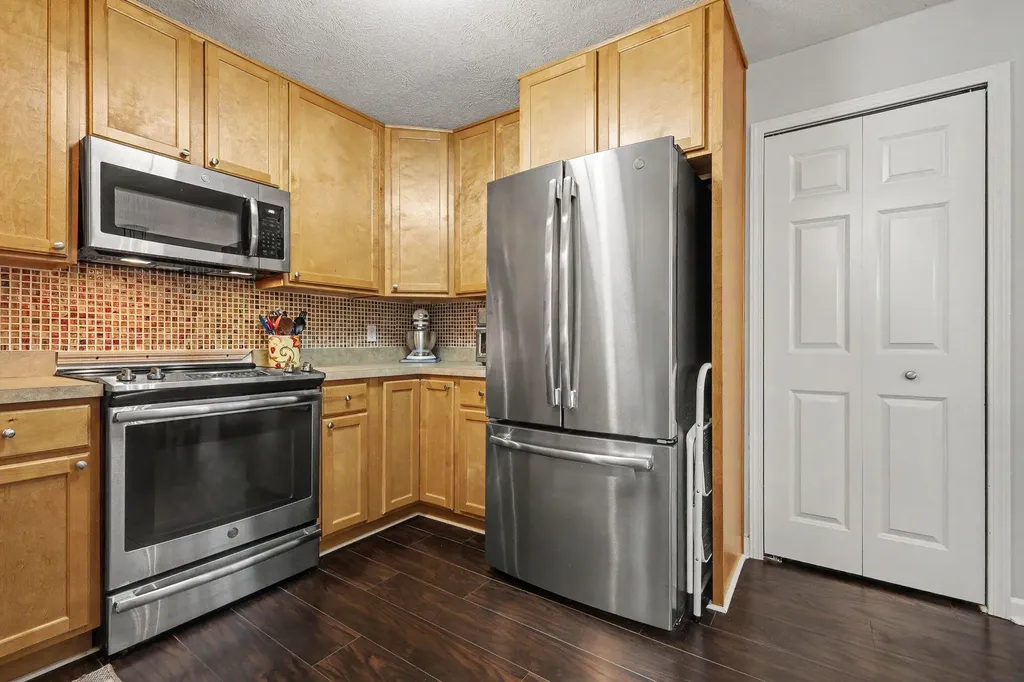 4870 Ausable River Drive SW Wyoming City MI 49418