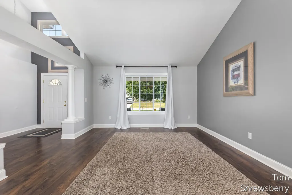 6494 Los Altos Drive NE Cannon Township MI 49341