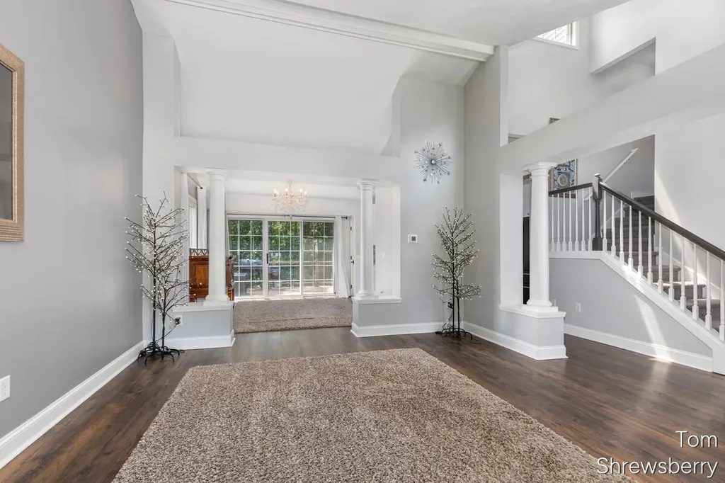 6494 Los Altos Drive NE Cannon Township MI 49341