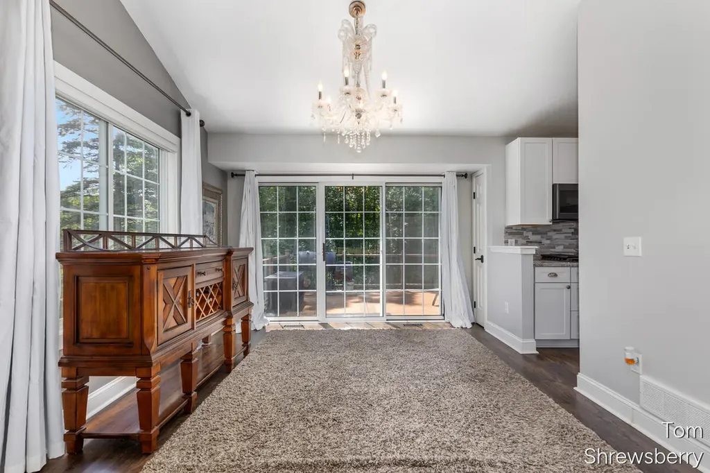 6494 Los Altos Drive NE Cannon Township MI 49341