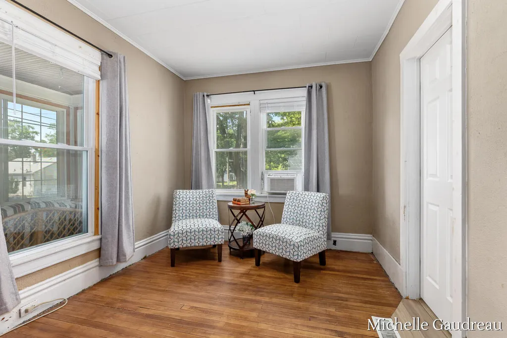 1318 Portland Avenue NE Grand Rapids City MI 49505