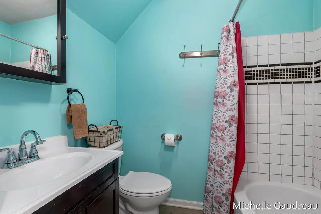 1318 Portland Avenue NE Grand Rapids City MI 49505