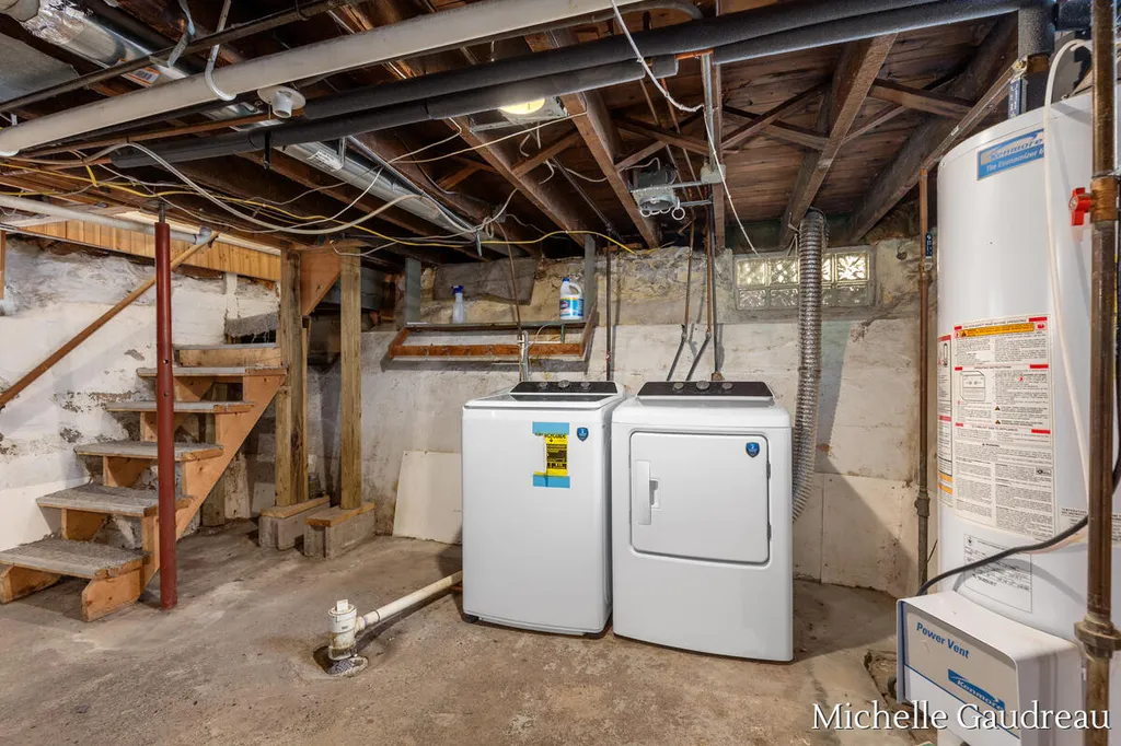 1318 Portland Avenue NE Grand Rapids City MI 49505